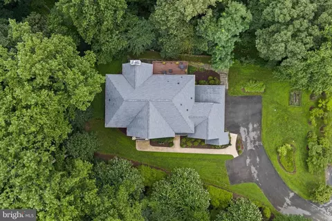 15 Warrenton Dr, Silver Spring, MD 20904 photo 3