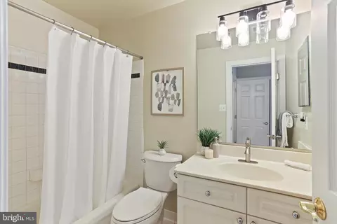 15 Warrenton Dr, Silver Spring, MD 20904 photo 27
