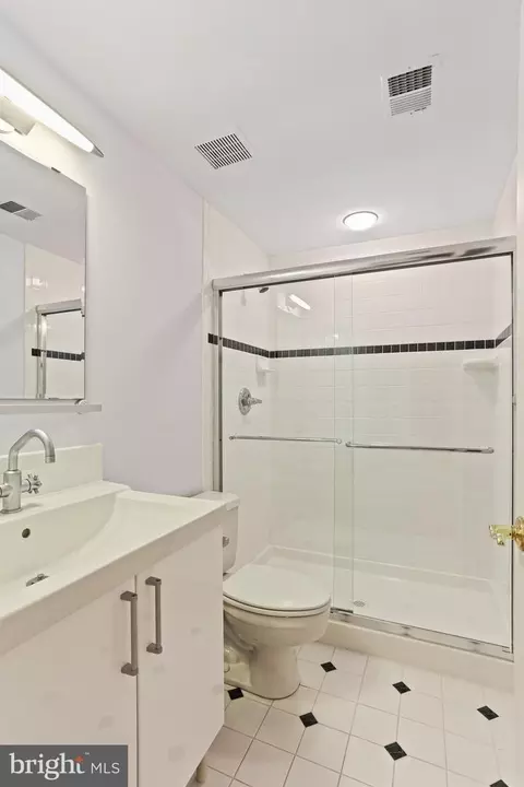15 Warrenton Dr, Silver Spring, MD 20904 photo 41