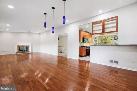 Living - 1005 La Grande Rd, Silver Spring, MD 20903 photo 4 of 9