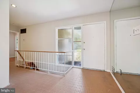 Entry Way - 1005 La Grande Rd, Silver Spring, MD 20903 photo 1 of 1