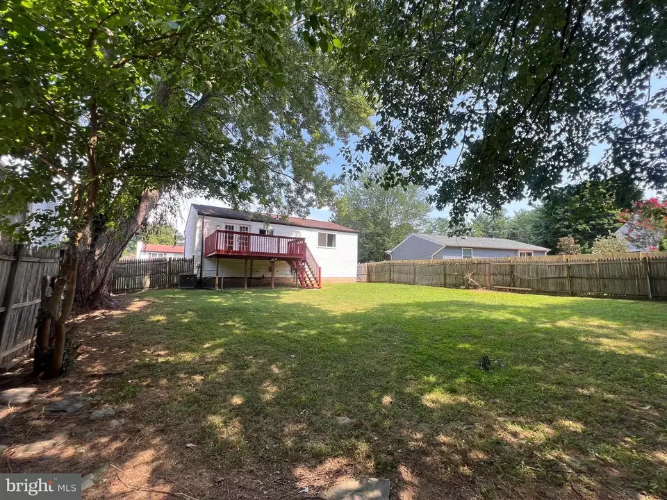 Exterior - 18908 Perrone Dr, Germantown, MD 20874 photo 9 of 10