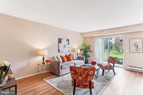 3500 Forest Edge Dr #15-1F, Silver Spring, MD 20906 photo 4