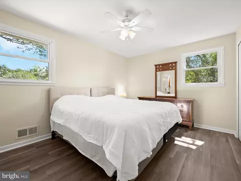 Bedroom - 15225 Barnesville Rd, Boyds, MD 20841 photo 1 of 6