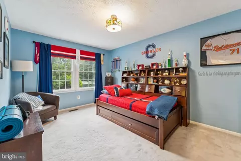 Bedroom - 136 Amberleigh Dr, Silver Spring, MD 20905 photo 2 of 5