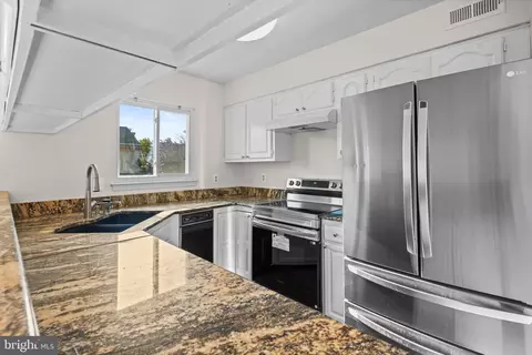 1708 Nordic Hill Cir, Silver Spring, MD 20906 photo 9