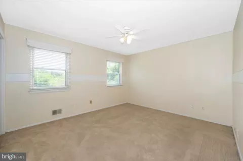 Bedroom - 17125 Hoskinson Rd, Poolesville, MD 20837 photo 1 of 7