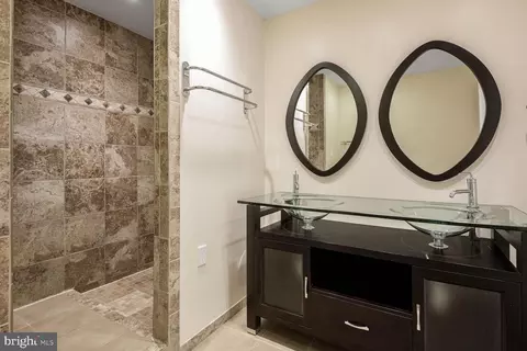 Bath - 13510 Winding Trail Ct, Silver Spring, MD 20906 photo 2 of 2