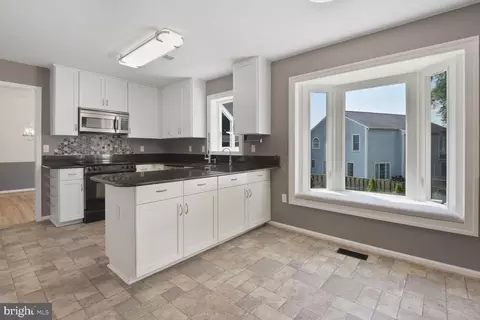 Kitchen - 13510 Winding Trail Ct, Silver Spring, MD 20906 photo 2 of 5