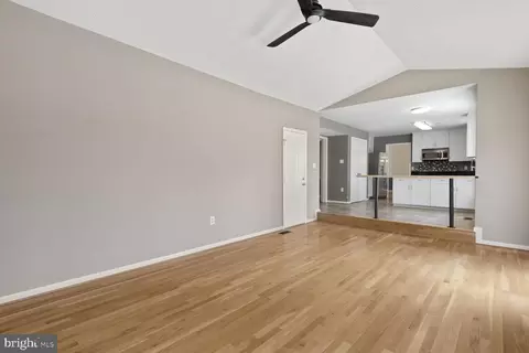 Living - 13510 Winding Trail Ct, Silver Spring, MD 20906 photo 3 of 8