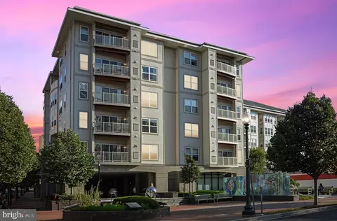 8045 Newell St #117, Silver Spring, MD 20910