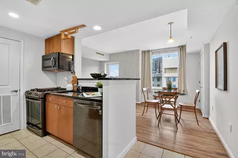 Kitchen - 930 Wayne Ave #1004, Silver Spring, MD 20910 photo 1 of 4
