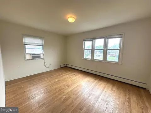 1026 Ruatan St, Silver Spring, MD 20903 photo 13