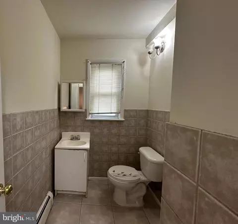 1026 Ruatan St, Silver Spring, MD 20903 photo 12