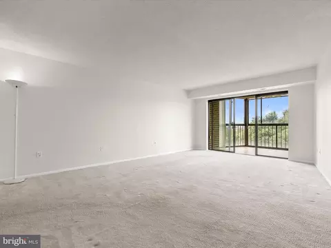 Living - 15101 Interlachen Dr #1-914, Silver Spring, MD 20906 photo 4 of 13