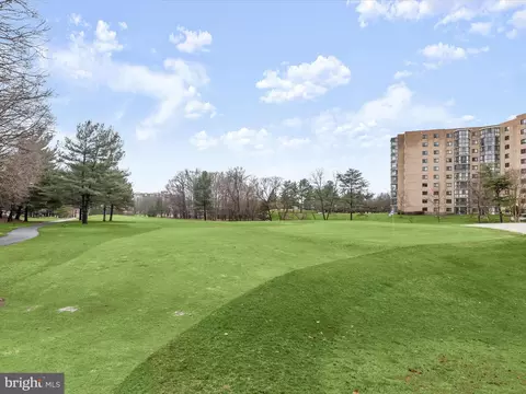 Exterior - 15101 Interlachen Dr #1-914, Silver Spring, MD 20906 photo 4 of 11