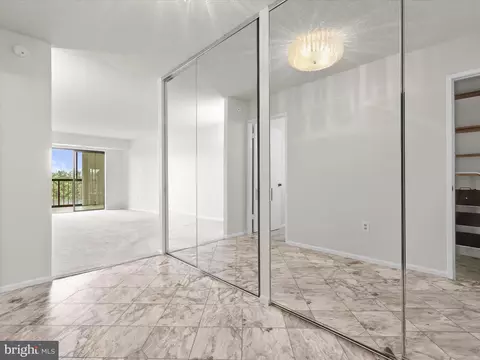 Entry Way - 15101 Interlachen Dr #1-914, Silver Spring, MD 20906 photo 2 of 3
