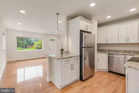 13211 Lutes Dr, Silver Spring, MD 20906 photo 17
