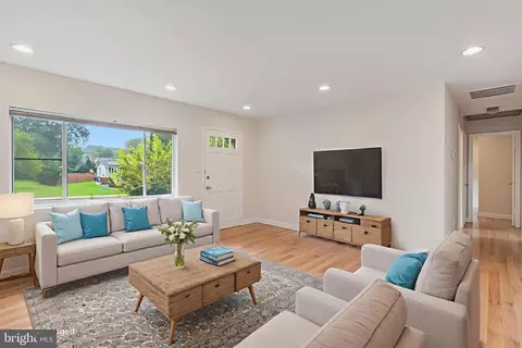 13211 Lutes Dr, Silver Spring, MD 20906 photo 4