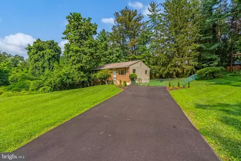 13211 Lutes Dr, Silver Spring, MD 20906