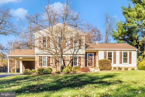 6509 Farmingdale Ct, Rockville, MD 20855
