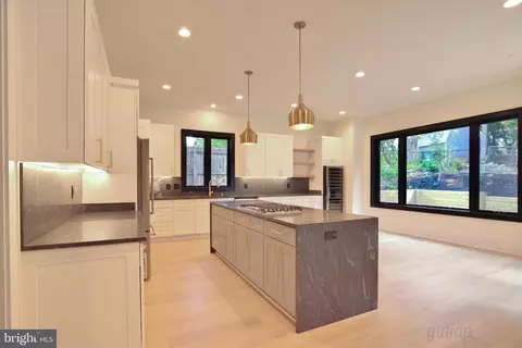 10007 Gardiner Ave, Silver Spring, MD 20902 photo 10