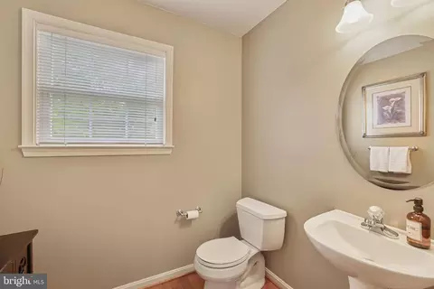 2128 Elm Tree Ln, Silver Spring, MD 20906 photo 20