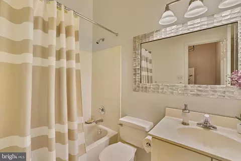 2128 Elm Tree Ln, Silver Spring, MD 20906 photo 31
