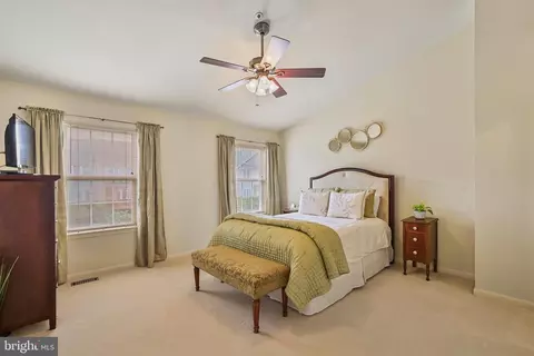 2128 Elm Tree Ln, Silver Spring, MD 20906 photo 23