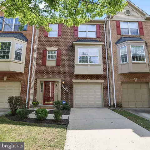 2128 Elm Tree Ln, Silver Spring, MD 20906 photo 2