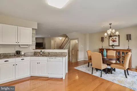 2128 Elm Tree Ln, Silver Spring, MD 20906 photo 17