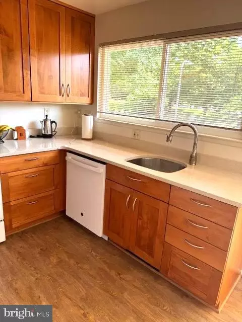 Kitchen - 15410 Bramblewood Dr, Silver Spring, MD 20906 photo 3 of 3