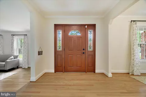 13517 Middlevale Ln, Silver Spring, MD 20906 photo 3