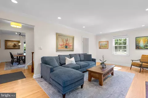 Other - 9601 Sutherland Rd, Silver Spring, MD 20901 photo 2 of 10