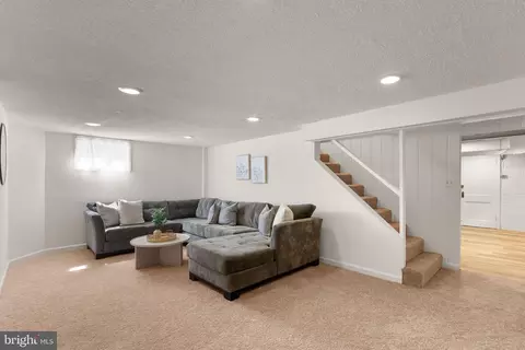 Other - 9601 Sutherland Rd, Silver Spring, MD 20901 photo 7 of 10