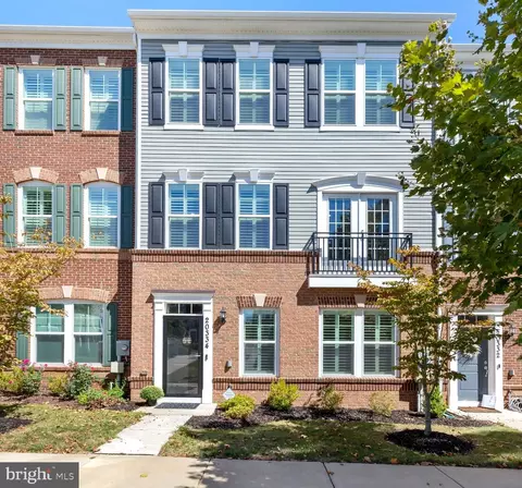 20334 Peacemaker Dr, Germantown, MD 20874