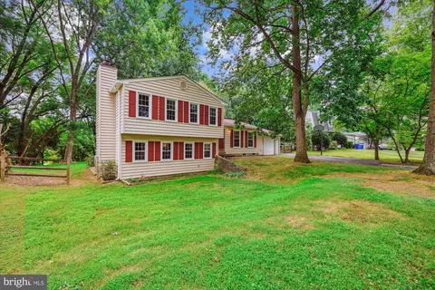 14921 Joshua Tree Rd, Gaithersburg, MD 20878