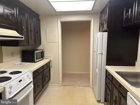 3618 Gleneagles Dr #7-2E, Silver Spring, MD 20906 photo 12