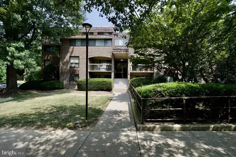 431 Christopher Ave #71, Gaithersburg, MD 20879