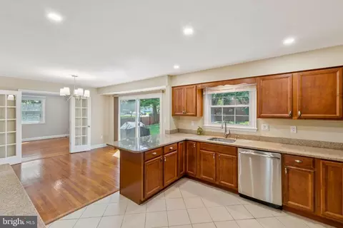 1900 Briggs Rd, Silver Spring, MD 20906 photo 13