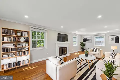 1900 Briggs Rd, Silver Spring, MD 20906 photo 4