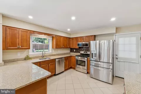 1900 Briggs Rd, Silver Spring, MD 20906 photo 11