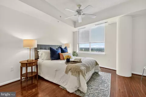 Bedroom - 930 Wayne Ave #1210, Silver Spring, MD 20910 photo 1 of 3