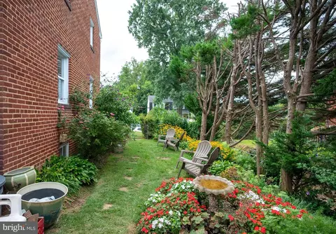 Exterior - 11904 Bluhill Rd, Silver Spring, MD 20902 photo 8 of 13