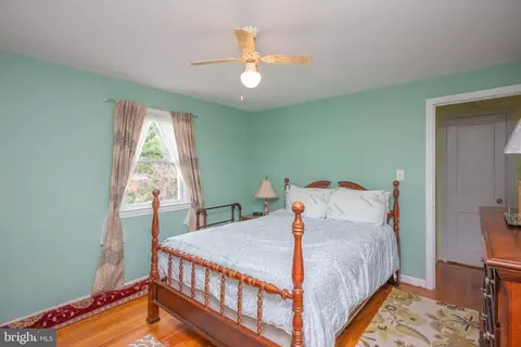 Bedroom - 11904 Bluhill Rd, Silver Spring, MD 20902 photo 2 of 5