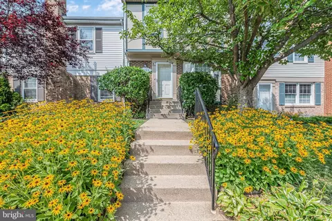 3323 Buehler Ct NW #111, Olney, MD 20832