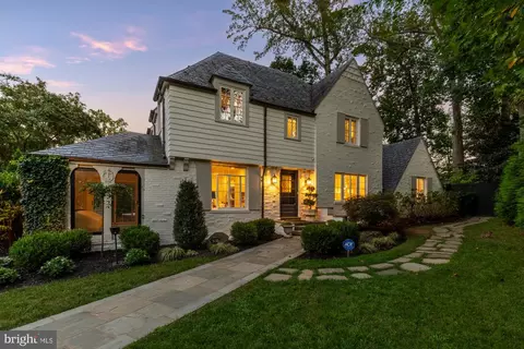 Exterior - 3110 Rolling Rd, Chevy Chase, MD 20815 photo 15 of 17