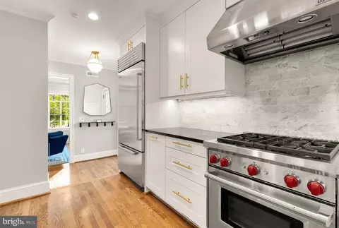 Kitchen - 3110 Rolling Rd, Chevy Chase, MD 20815 photo 5 of 7