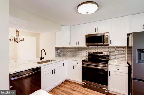 2835 Shepperton Ter, Silver Spring, MD 20904 photo 3