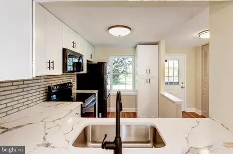 2835 Shepperton Ter, Silver Spring, MD 20904 photo 4